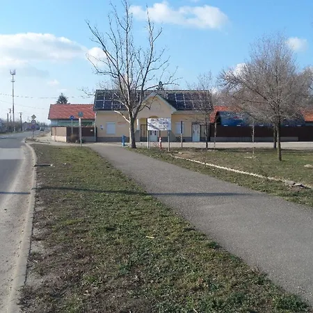 Apartament Karneol Apartmanhaz *