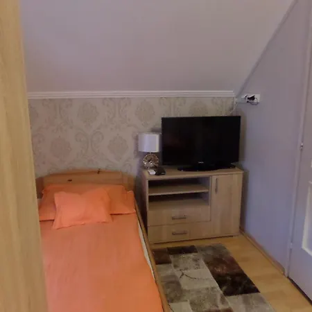 Karneol Apartmanhaz Apartament *