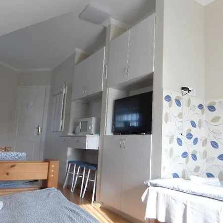 Karneol Apartmanhaz Cserkeszolo
