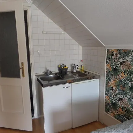 Karneol Apartmanhaz Cserkeszolo