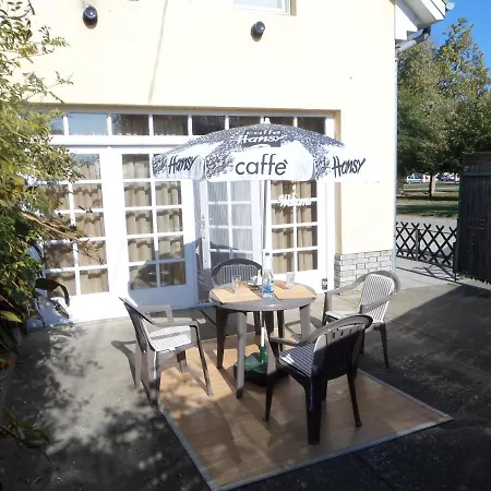 Karneol Apartmanhaz
