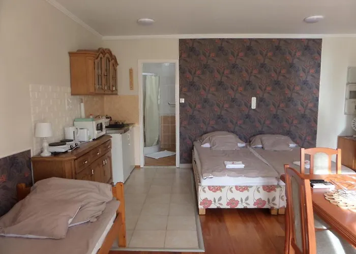Karneol Apartmanhaz Cserkeszőlő