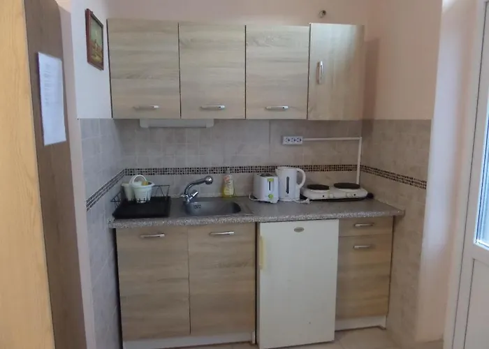 Karneol Apartmanhaz דירה